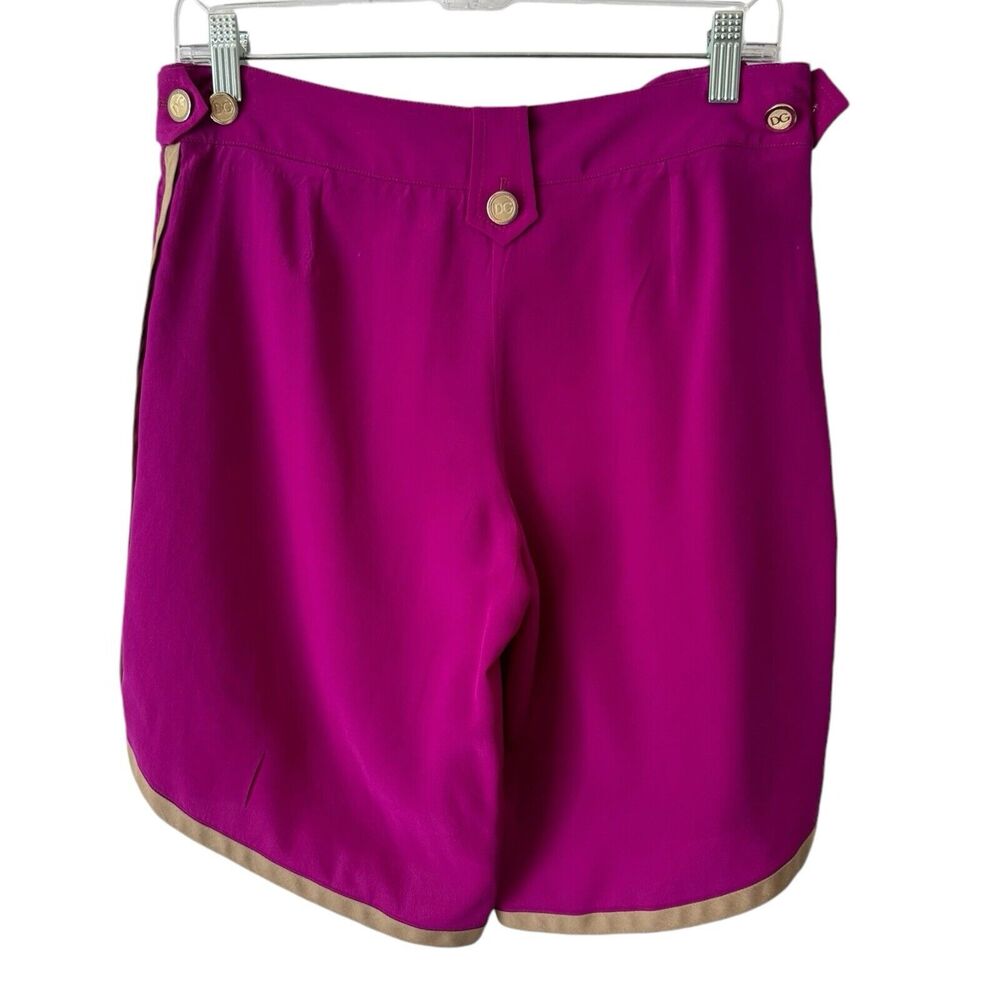 Dolce & Gabbana Purple Silk Beige Trim Logo Button Mid Rise Shorts Sz 42 / 6 - Picture 2 of 12